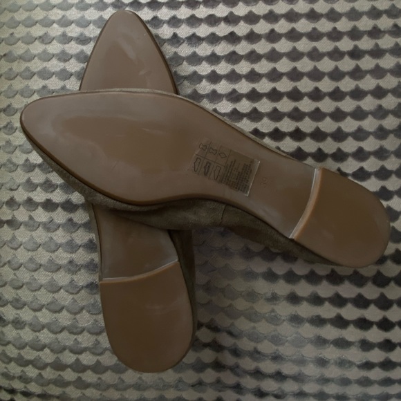 H&M taupe suede flats - Picture 7 of 10